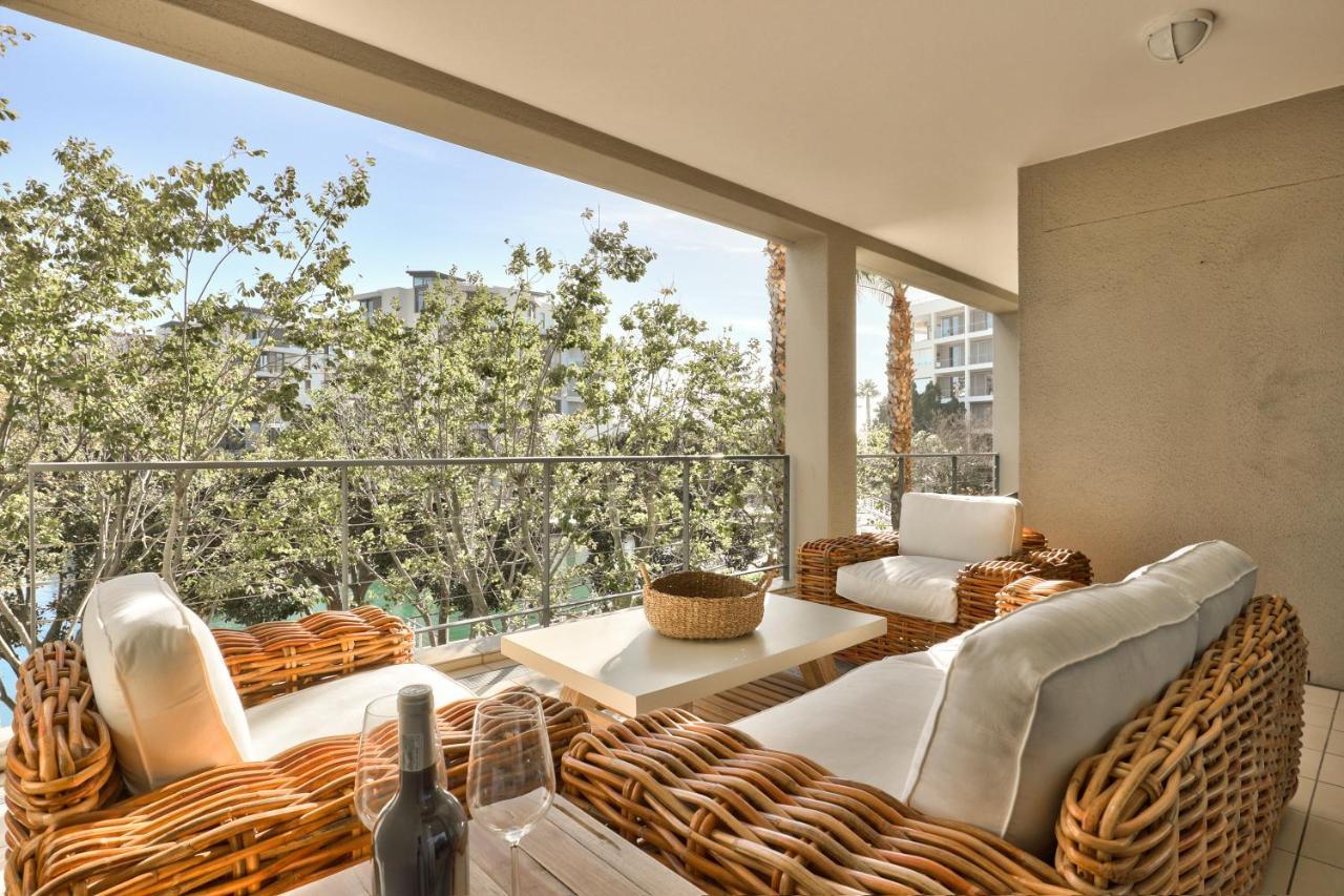 Elegant V&A Waterfront Canal Apartment 开普敦 外观 照片