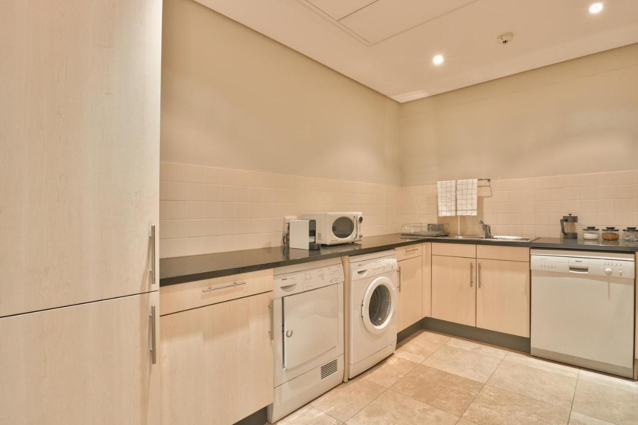 Elegant V&A Waterfront Canal Apartment 开普敦 外观 照片