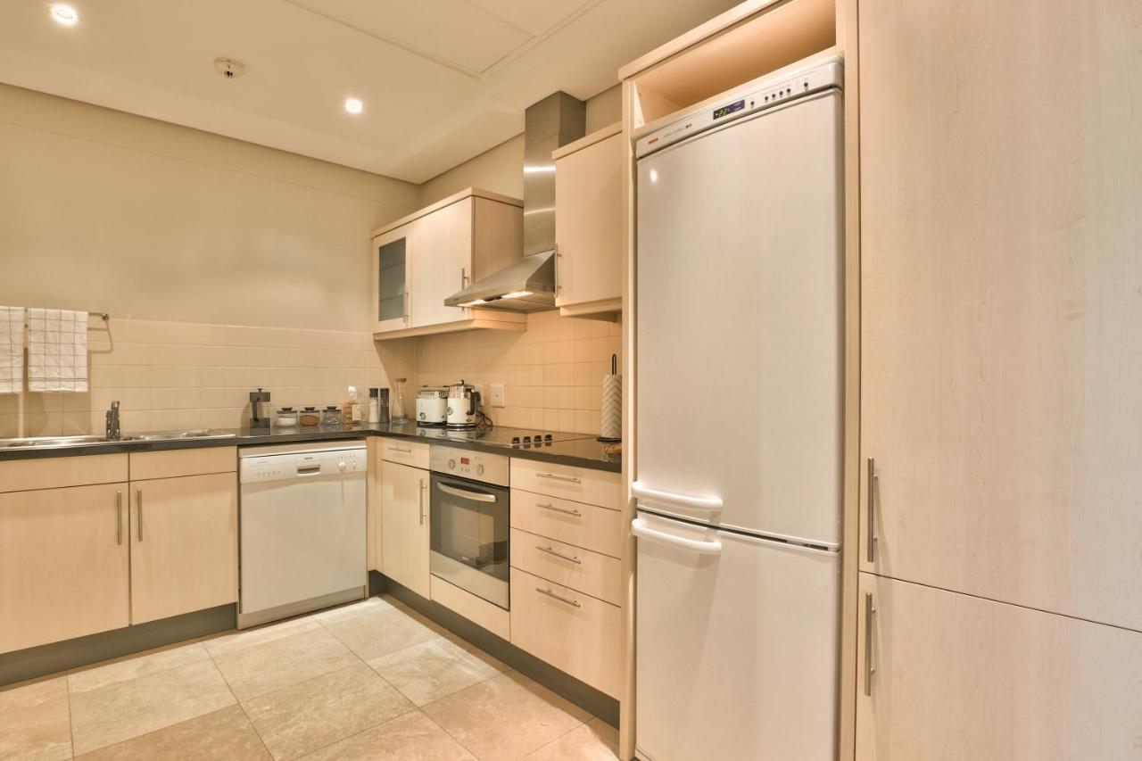 Elegant V&A Waterfront Canal Apartment 开普敦 外观 照片